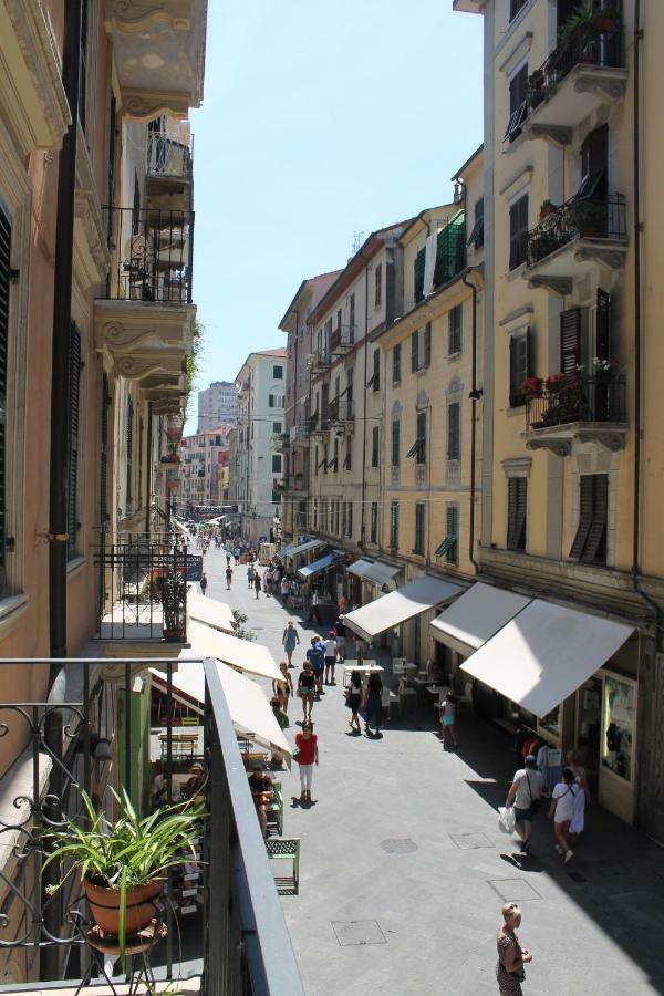 Am'S Apartment La Spezia Bagian luar foto